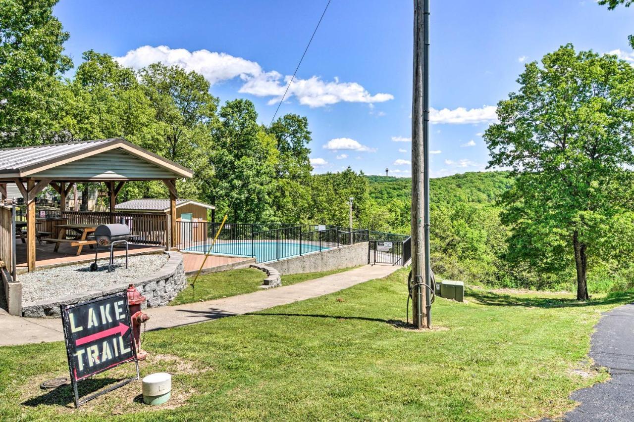 Inviting Branson West Condo With Pool Access Exteriér fotografie