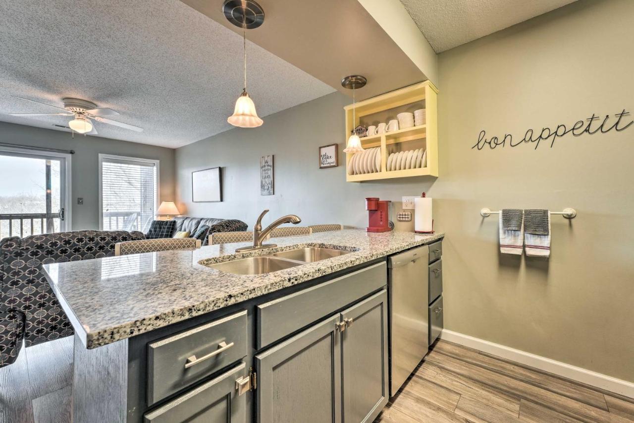 Inviting Branson West Condo With Pool Access Exteriér fotografie
