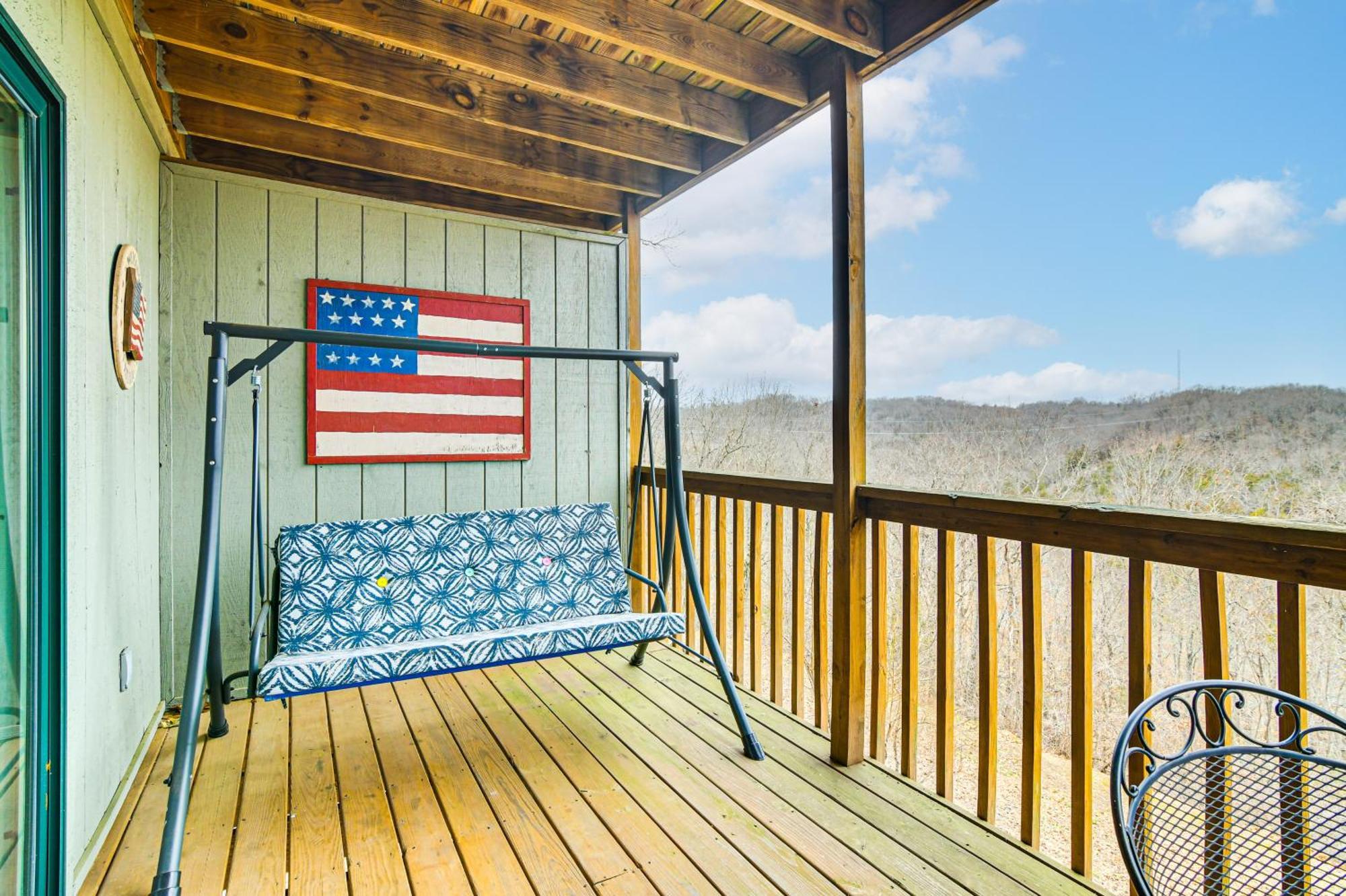 Inviting Branson West Condo With Pool Access Exteriér fotografie