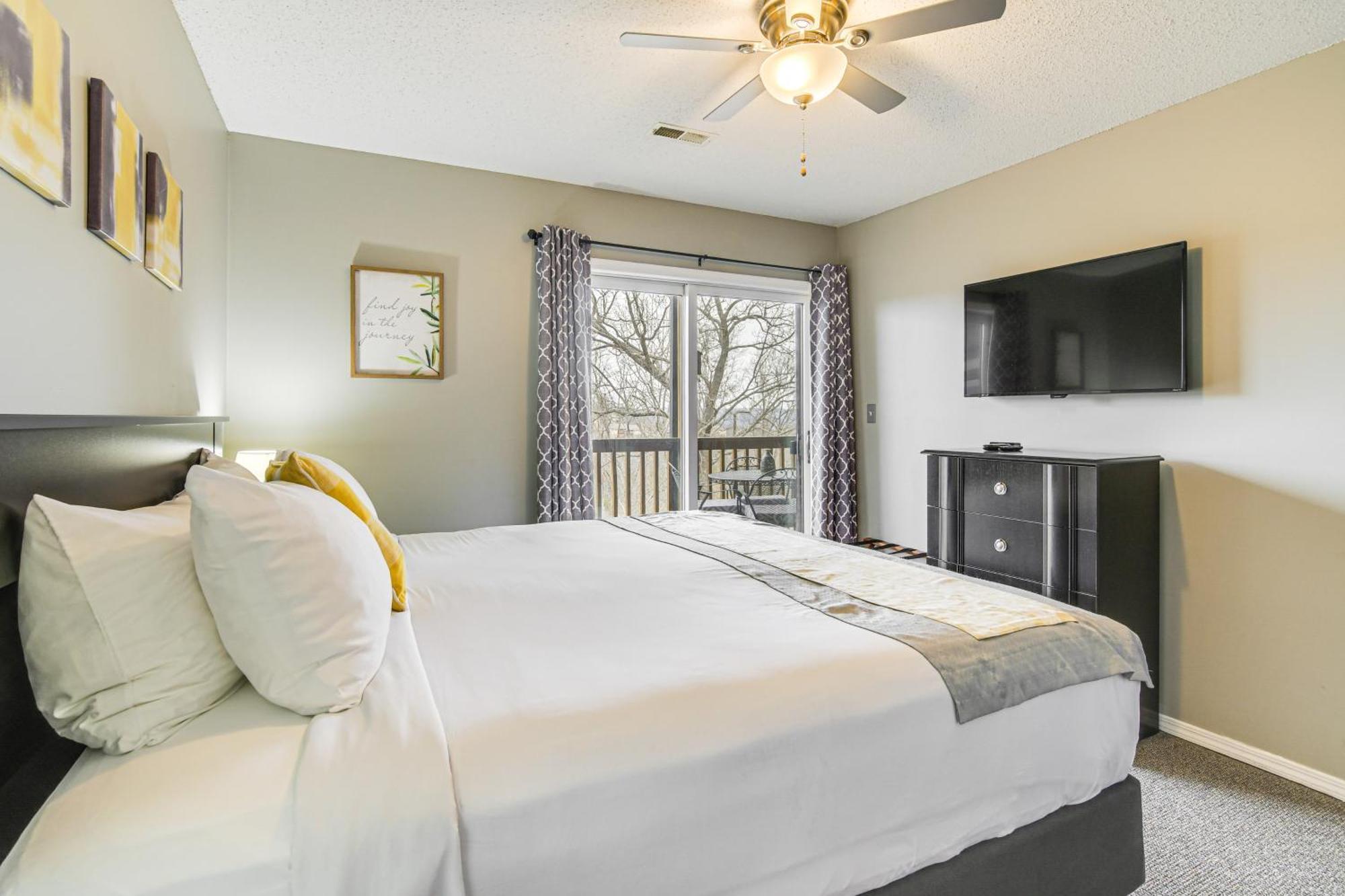 Inviting Branson West Condo With Pool Access Exteriér fotografie
